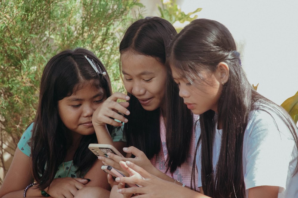 vision help Carsten Aust